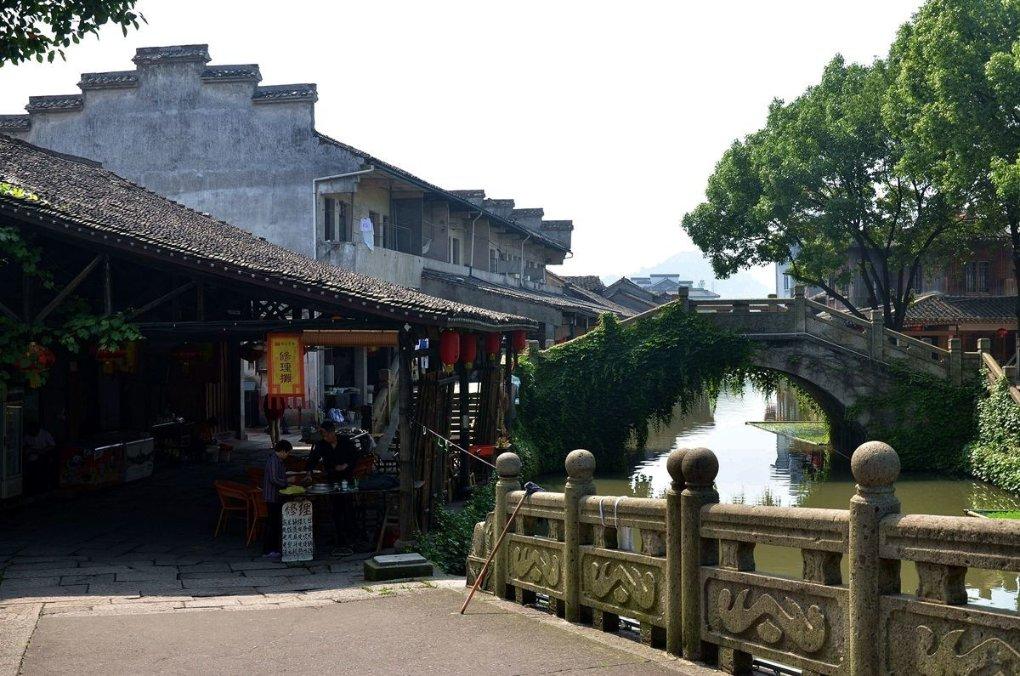 建始县规范“小微权力”运行护航乡村振兴